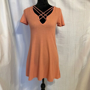 Charlotte Russe peach v-neck short sleeve dress size XS
